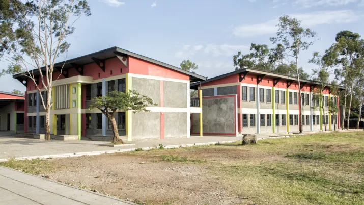 Ecole_publique_Kisumu_Lambert_Coleman