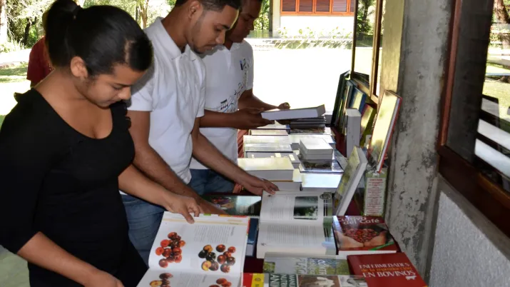 Des microcrédits pour les populations rurales - Image -