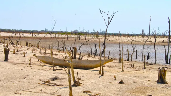 Forecast-based early Action: A missing link between humanitarian response and development?
