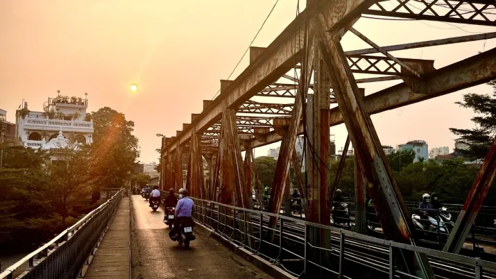 Pont de Long bien 