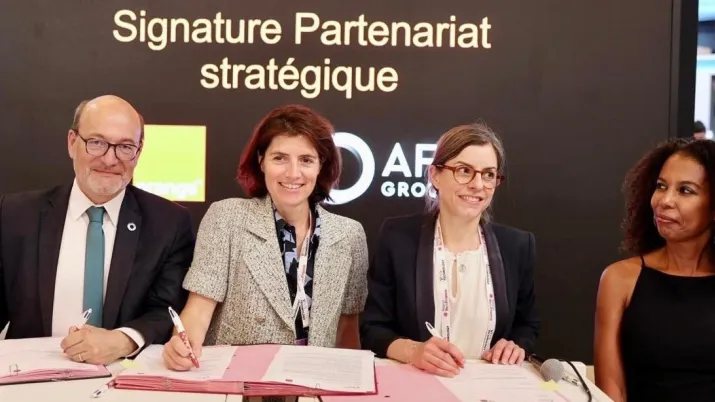  Signature d'un partenariat stratégique pour l'innovation entre le groupe AFD et Orange