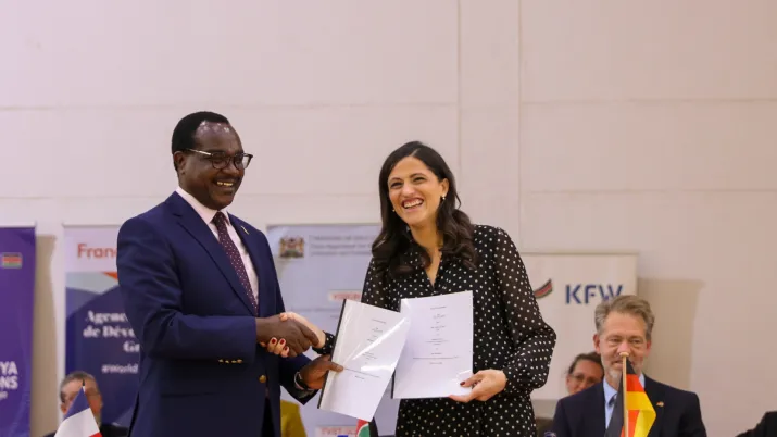 The Minister Delegate for Francophonie, International Partnerships and French Nationals Abroad, and Kenya’s Cabinet Secretary for Education, Hon. Julius Ogamba, EBS, during the official launch of the TVET digitalization project.