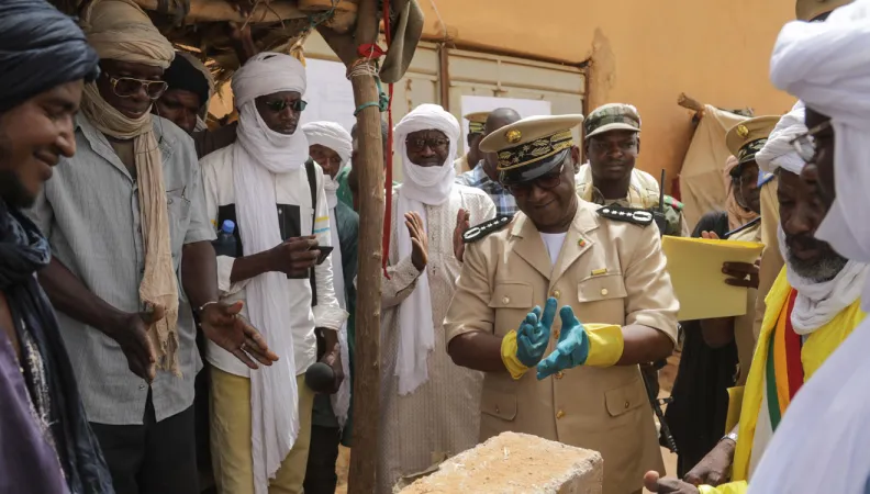 Appuyer le retour de l'État au Sahel ? Les défis de l’intervention internationale à la lumière des enseignements du Statebuilding