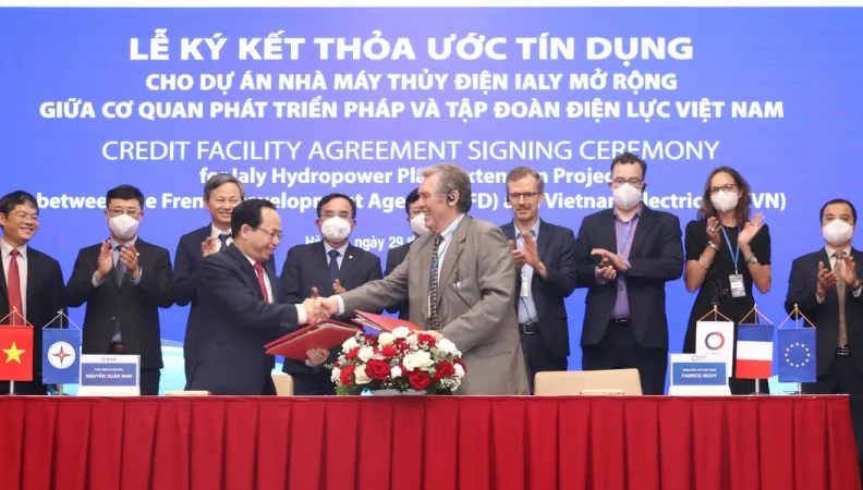 signature France Vietnam Ialy énergies renouvelables hydroélectricité