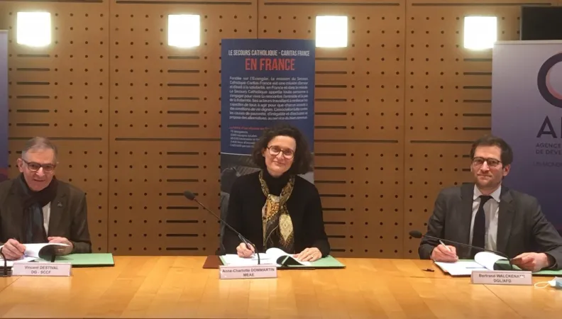 signature partenariat secours catholique transition écologique juste