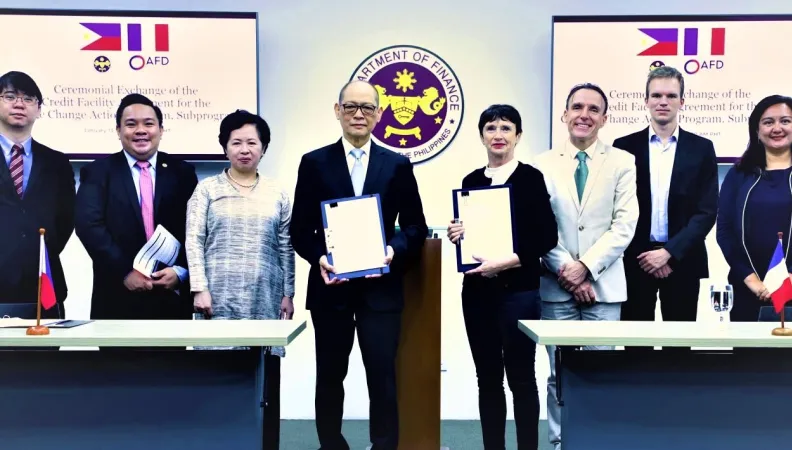 Exchange of documents at DOF 