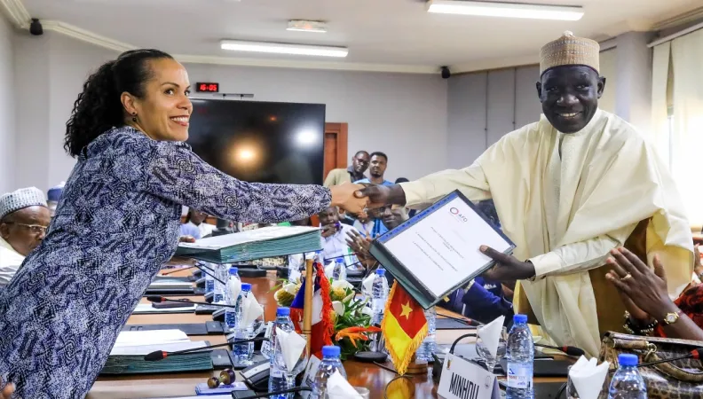 signature sporcap afd cameroun