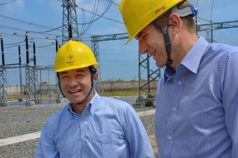 Men, construction site, electricity, Vietnam